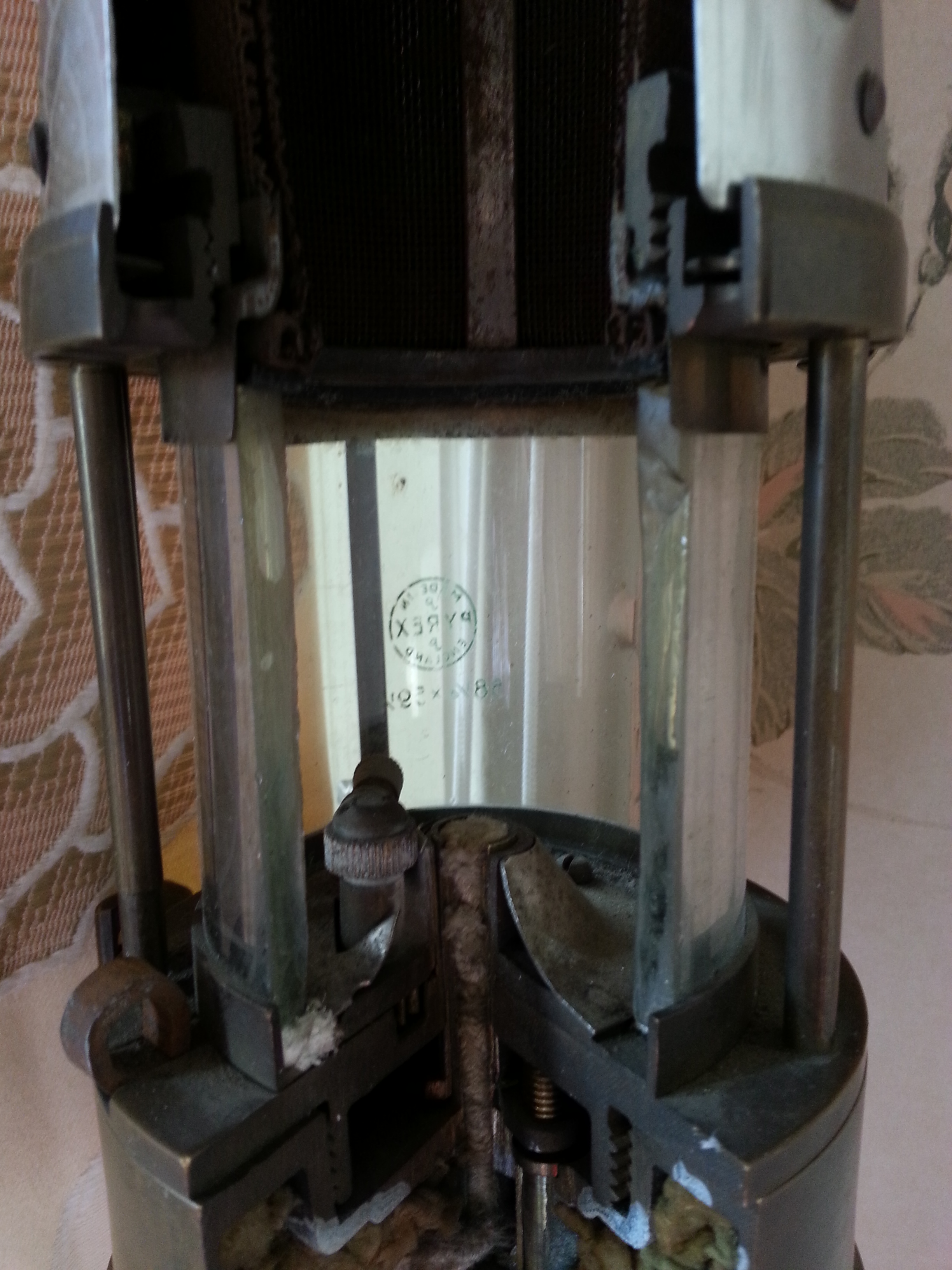 Mining lamp middle cutaway