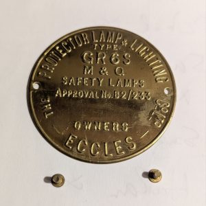 Protector Lamp GR6S badge